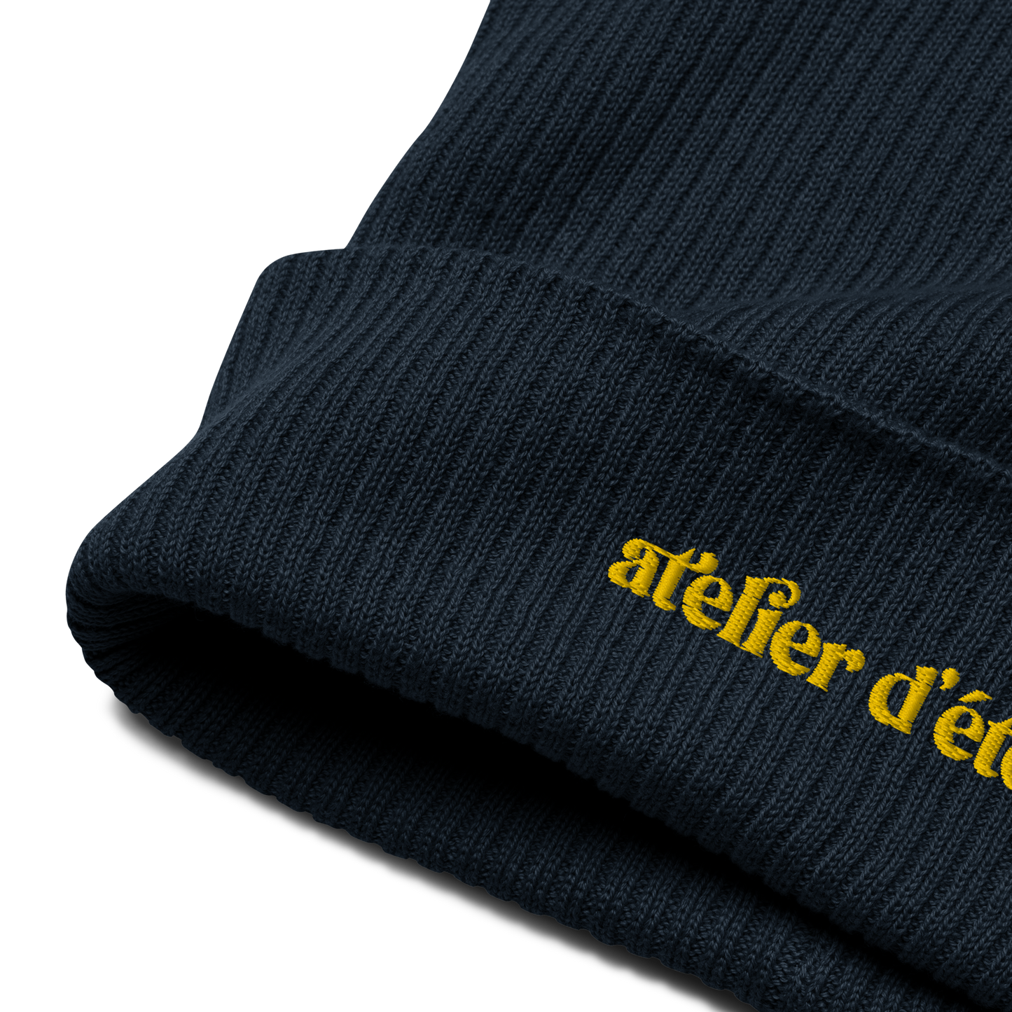 Organic ribbed logo beanie